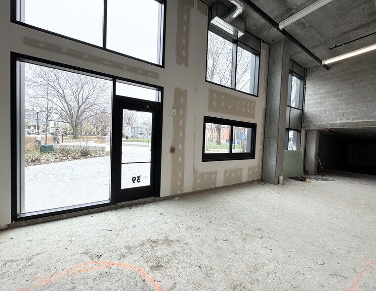 More Photos Of 39 E Hubbard Ave, Columbus Apartments For Lease