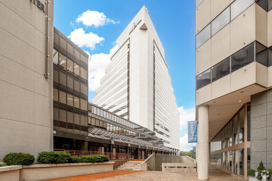 More Photos Of 3 Bethesda Metro Center, Bethesda Coworking Space