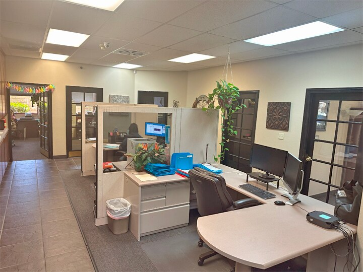 More Photos Of 44288 Lowtree Ave, Lancaster Medical For Sale