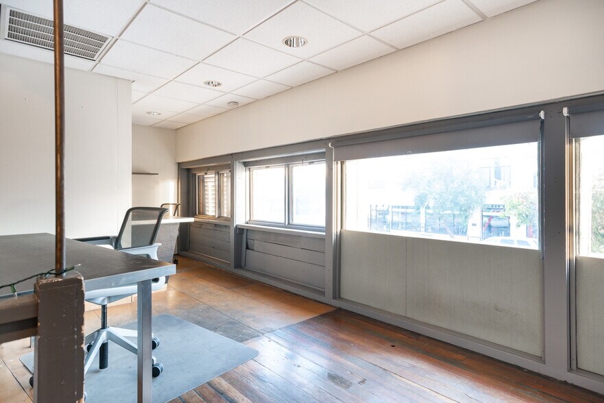 More Photos Of 3060-3064 University Ave, San Diego Storefront Retail Office For Sale