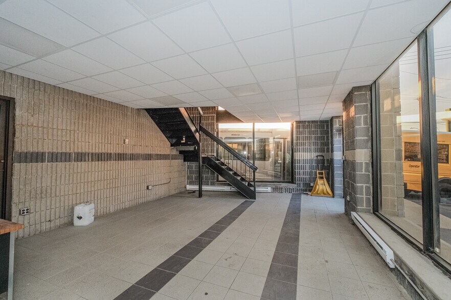 More Photos Of 436 Spencer St, Staten Island Warehouse For Lease