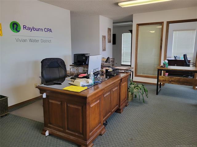 More Photos Of 300 S Main St, Eufaula Office For Sale