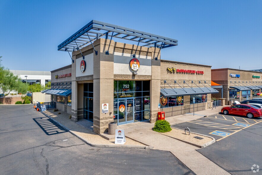 More Photos Of 744 W Elliot Rd, Tempe Freestanding For Lease