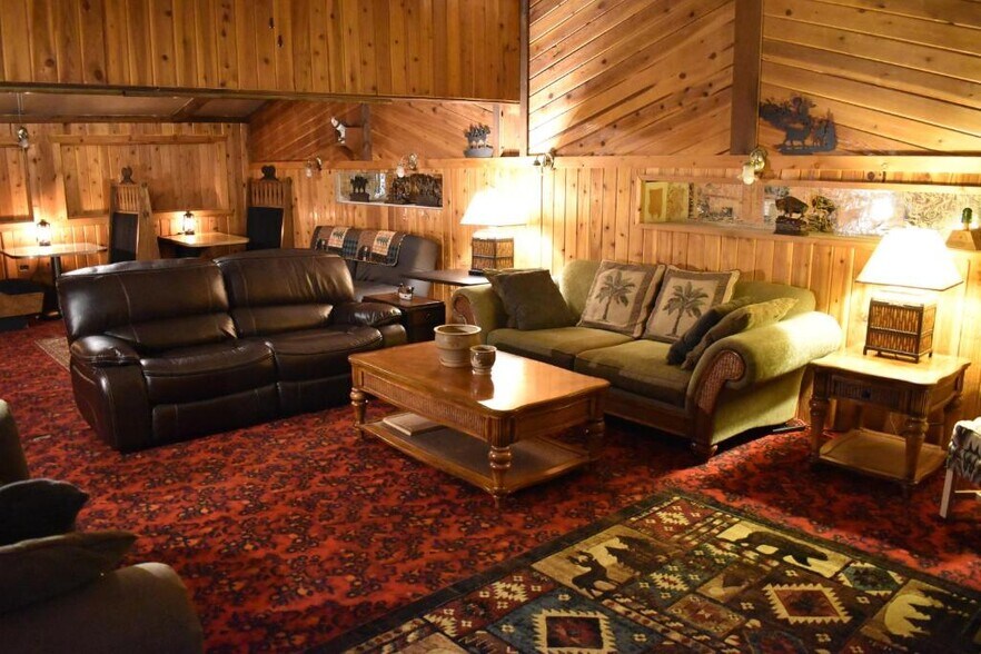 More Photos Of 22 N Bridge St, Saint Anthony Storefront Retail Residential For Sale