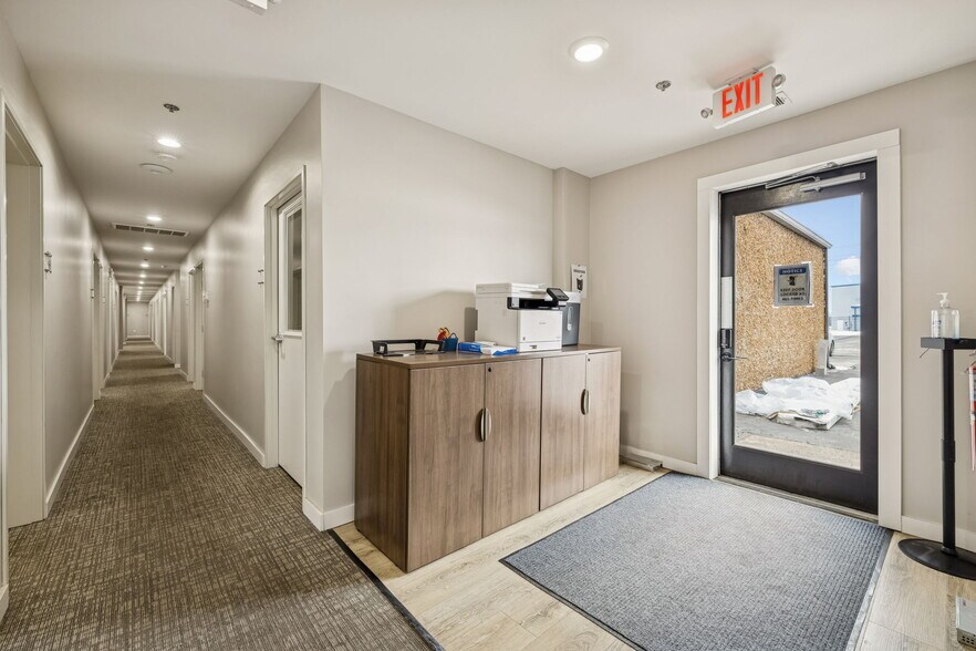 More Photos Of 411 Industrial Dr, White House Manufacturing For Sale