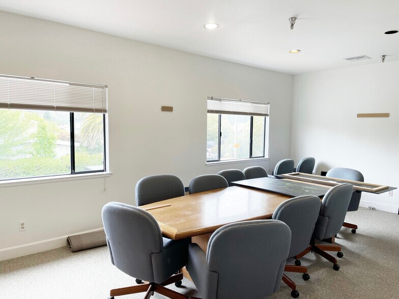 More Photos Of 414 W Napa St, Sonoma Office For Lease