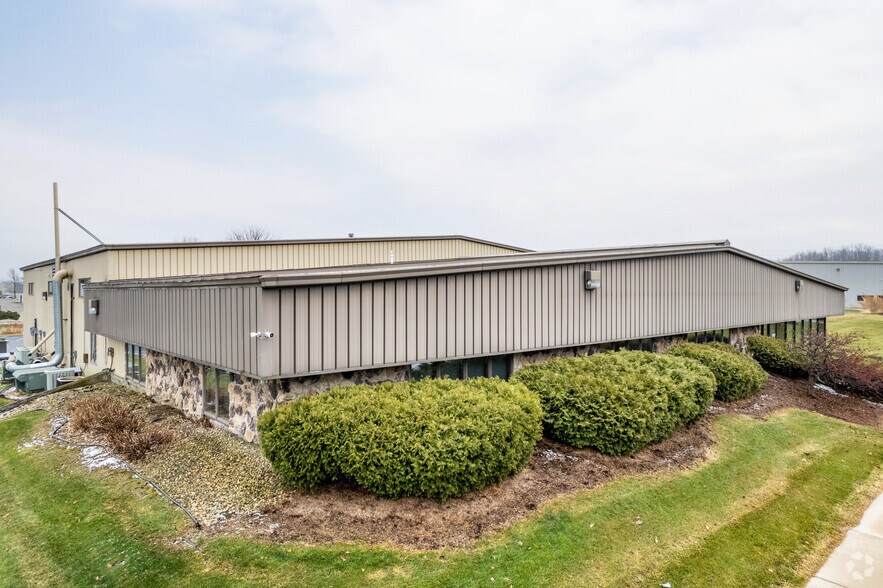 More Photos Of 2241 Pinehurst Dr, Middleton Warehouse For Sale