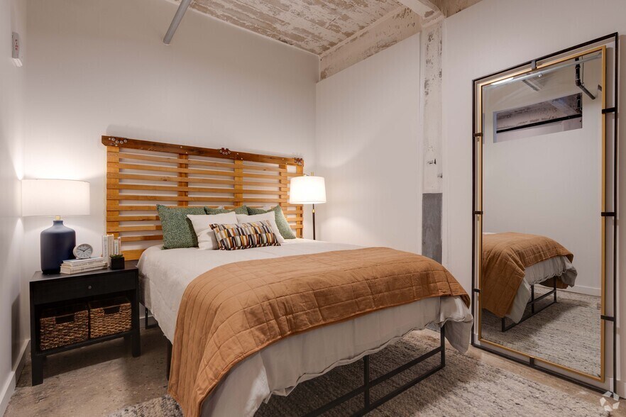 More Photos Of 700 E Union St, Jacksonville Apartments For Lease