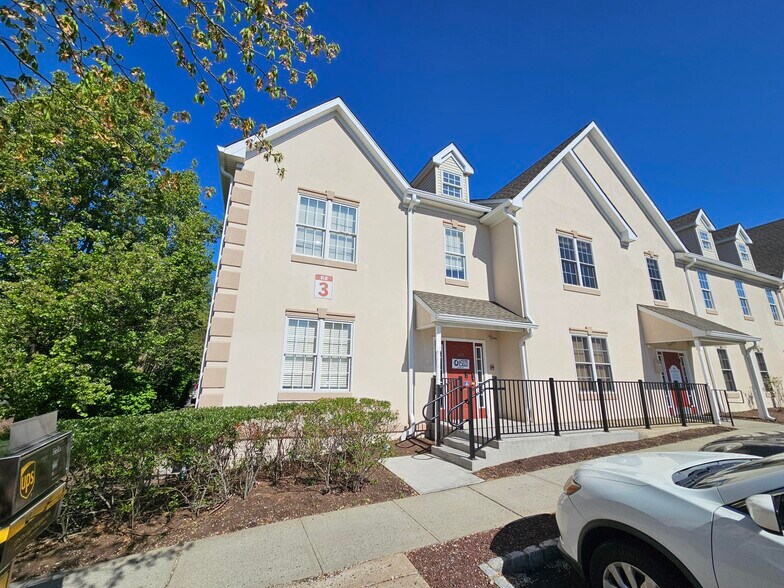 More Photos Of 4 Walter Foran Blvd, Flemington Office For Lease