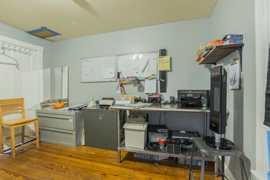 More Photos Of 17 N Main St, Cranbury Restaurant For Sale