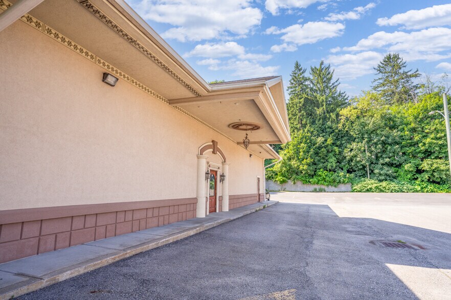 More Photos Of 142-146 E Main St, Ilion Lodge Meeting Hall For Sale