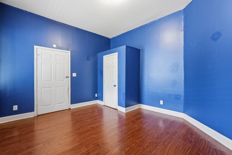 More Photos Of 309 W 41st St, Savannah Multifamily For Sale