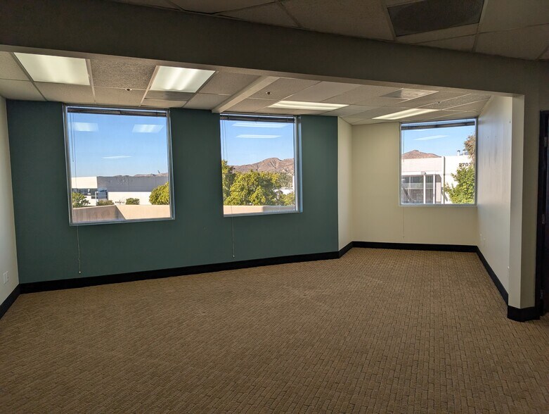 More Photos Of 27002 Vista Terrace, Lake Forest Manufacturing For Lease