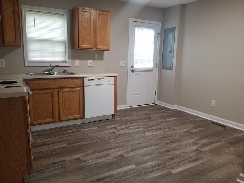 More Photos Of 120 Cloverdale St, Jackson Multifamily For Sale