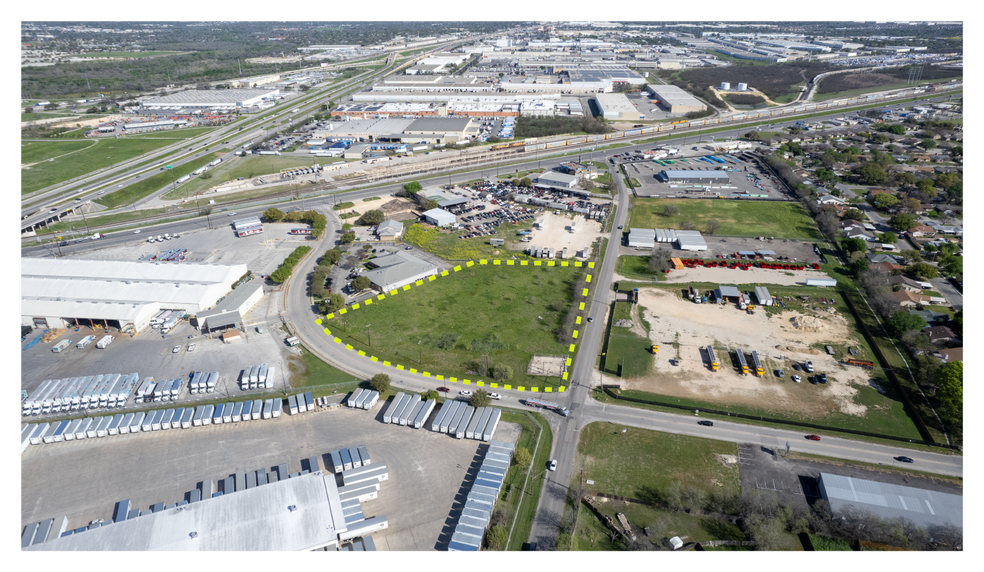 More Photos Of 3 acres on Springfield Dr, San Antonio Land For Lease