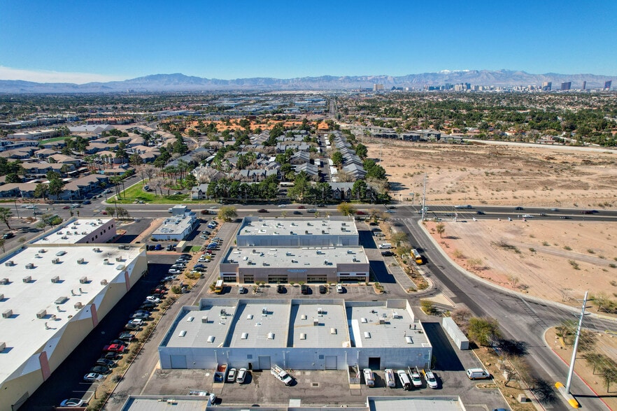 More Photos Of 1997 Whitney Mesa Dr, Henderson Warehouse For Lease