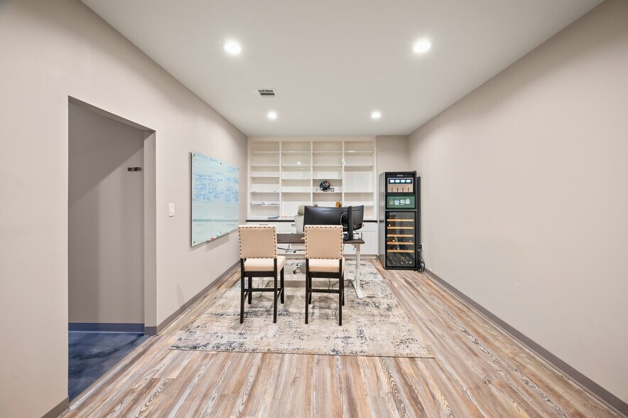 More Photos Of 7622 Eagle Ln, Spring Airplane Hangar For Sale