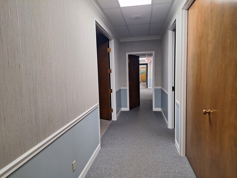 More Photos Of 305 Plus Park Blvd, Nashville Coworking Space