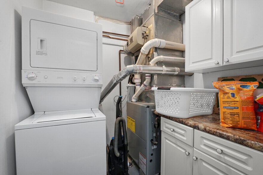 More Photos Of 3135 N Clifton Ave, Chicago Apartments For Sale