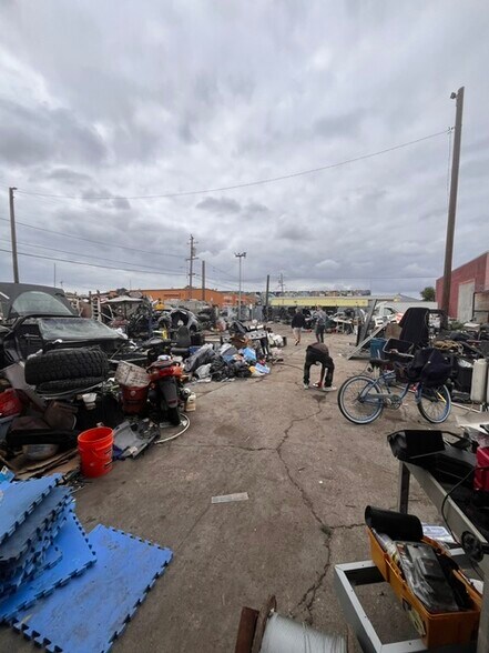 More Photos Of 801 100th Ave, Oakland Warehouse For Sale