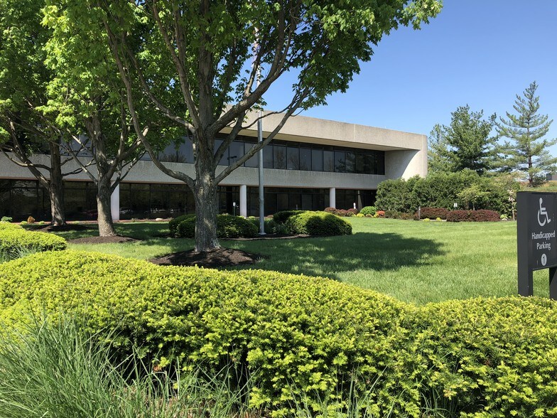 More Photos Of 101 Yorkshire Blvd, Lexington Office For Lease