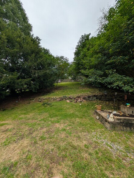 More Photos Of 16 Main St, Sperryville Apartments For Sale