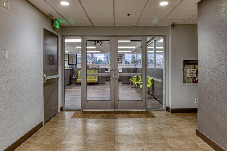 More Photos Of 2770 S Maryland Pky, Las Vegas Office For Lease