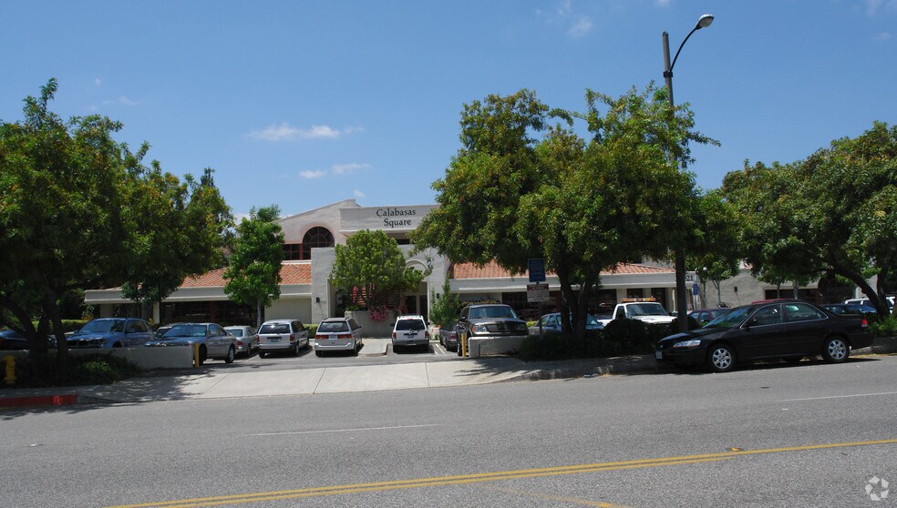 More Photos Of 23621 Park Sorrento, Calabasas Office For Lease