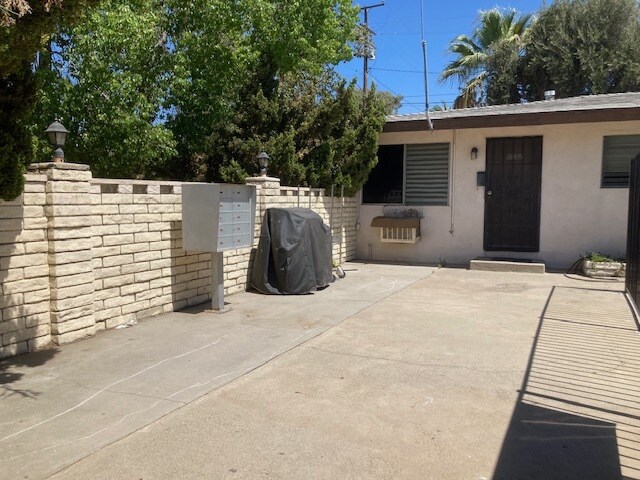 More Photos Of 1152-1168 Villa St, Riverside Apartments For Sale
