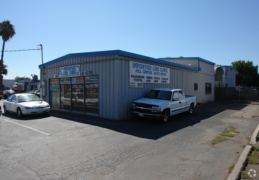 More Photos Of 1117-1121 Broadway, El Cajon Auto Repair For Lease
