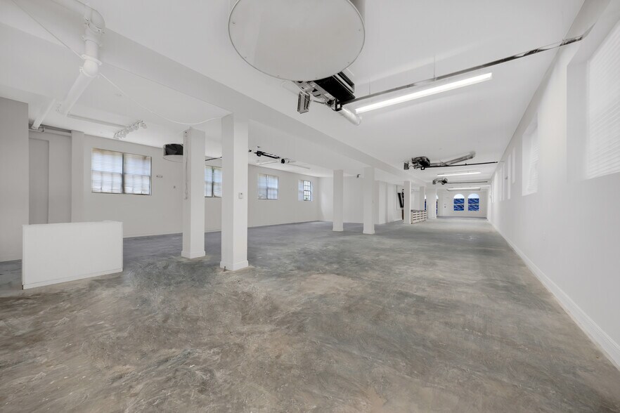 More Photos Of 727 Collins Ave, Miami Beach Apartments For Sale