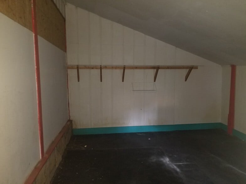 More Photos Of 215 Tallassee Rd, Athens Auto Repair For Lease