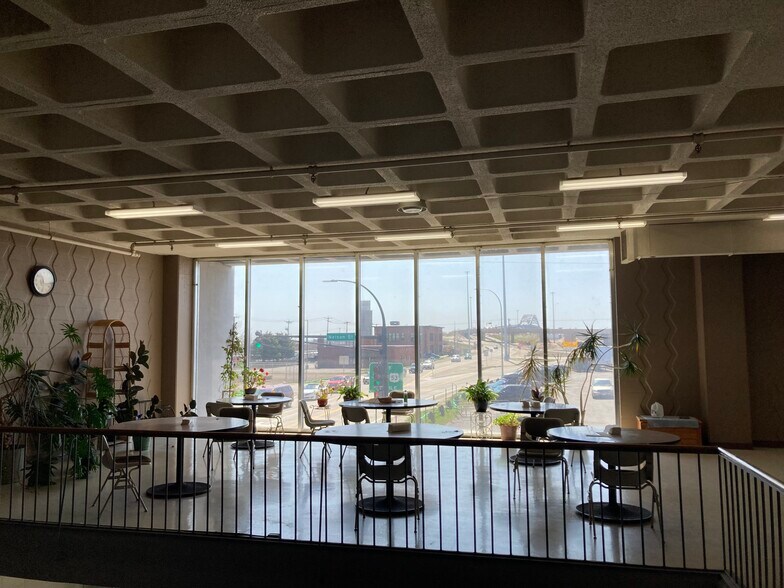 More Photos Of 700 Garfield Ave, Duluth Freestanding For Sale