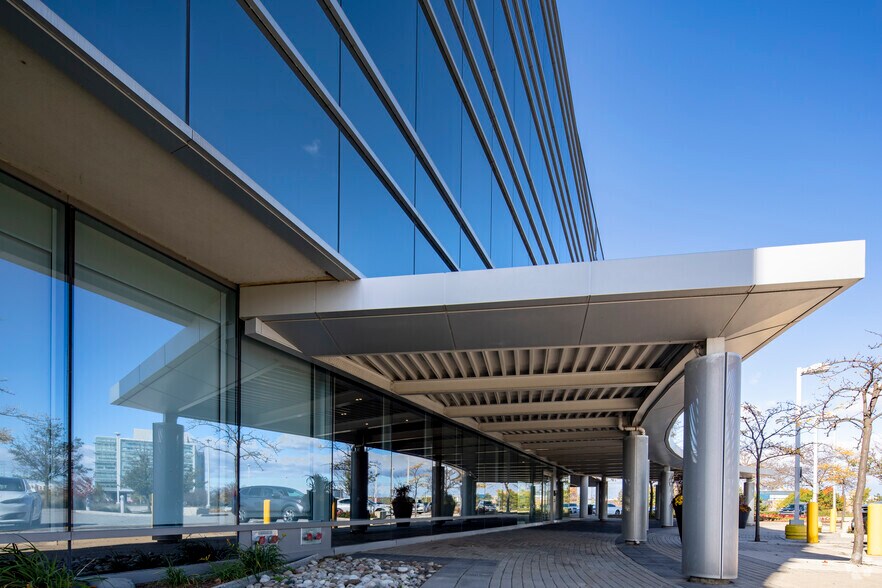 More Photos Of 5060 Spectrum Way, Mississauga Office For Lease