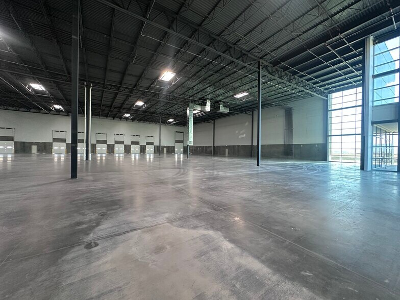 More Photos Of Southern Parkway, St George Unknown For Lease