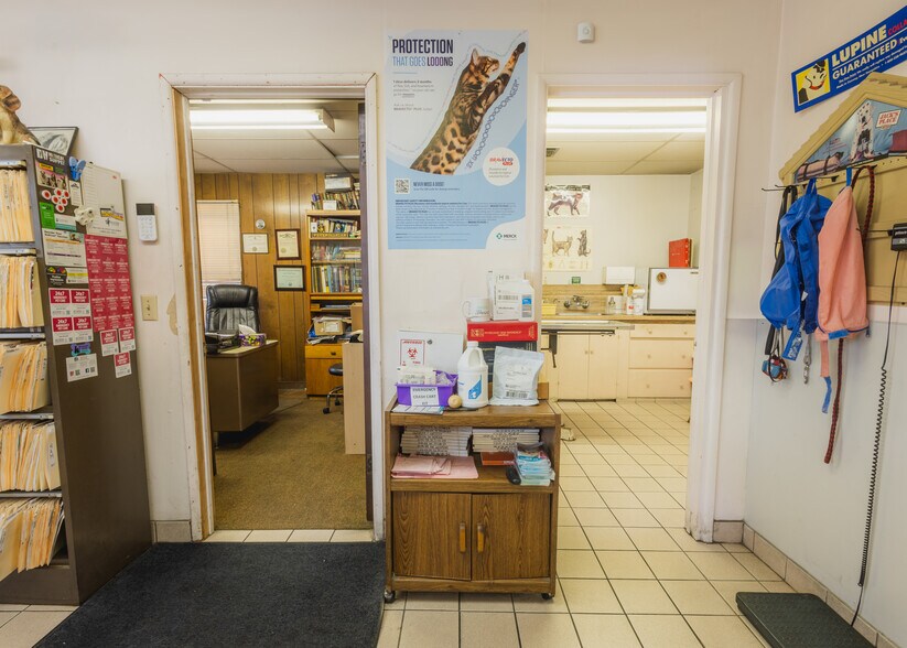 More Photos Of 11149 Garvey Ave, South El Monte Veterinarian Kennel For Sale