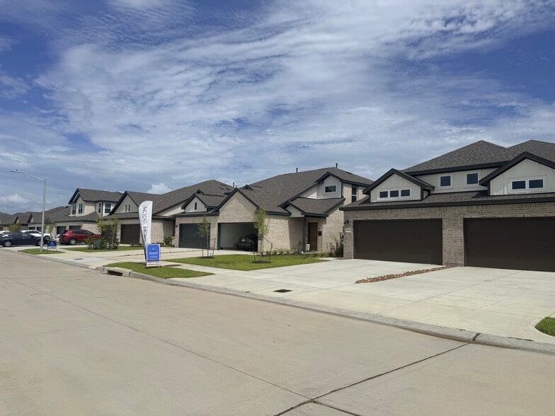 More Photos Of , Dayton Multifamily For Sale
