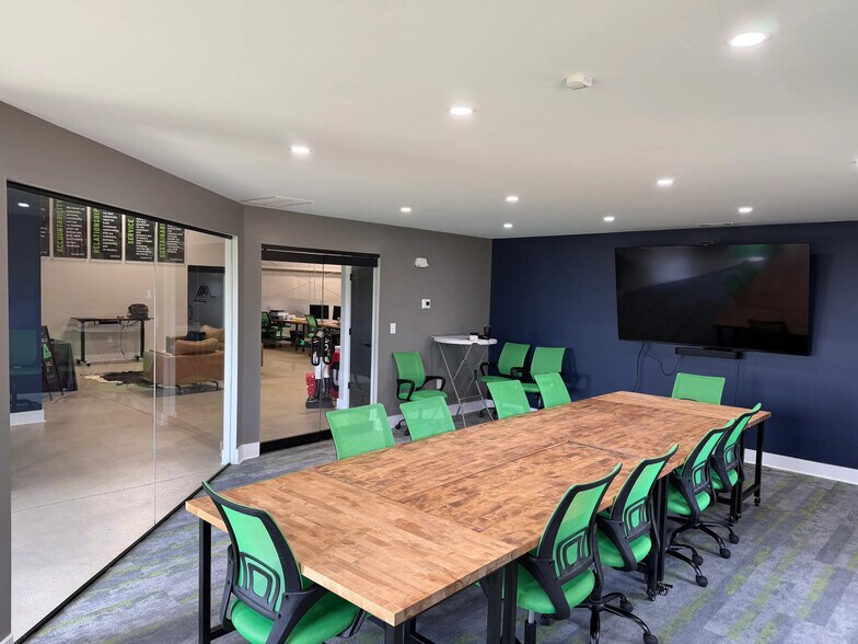 More Photos Of 100 Summer Ct, Georgetown Light Distribution For Lease