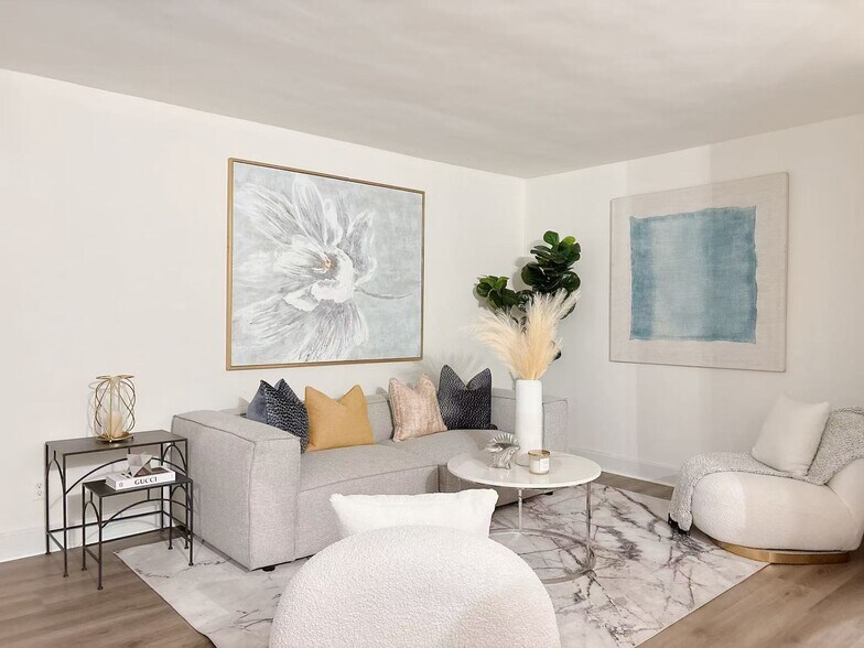 More Photos Of 1250 W 37th St, Los Angeles Apartments For Sale