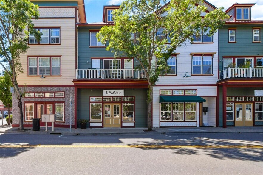 Primary Photo Of 1031-1053 McClelland Dr, Windsor General Retail For Lease