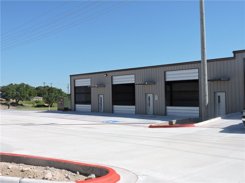 More Photos Of 22108 Hwy 71 W, Spicewood Light Manufacturing For Lease