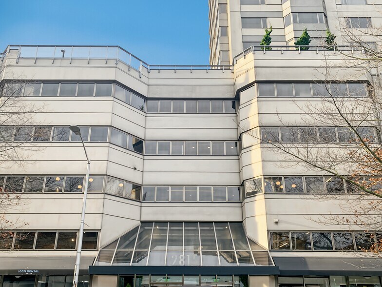 More Photos Of 2815 2nd Ave, Seattle Coworking Space