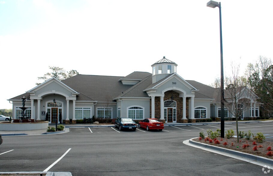 More Photos Of 1816 Eagle Dr, Woodstock Medical For Lease