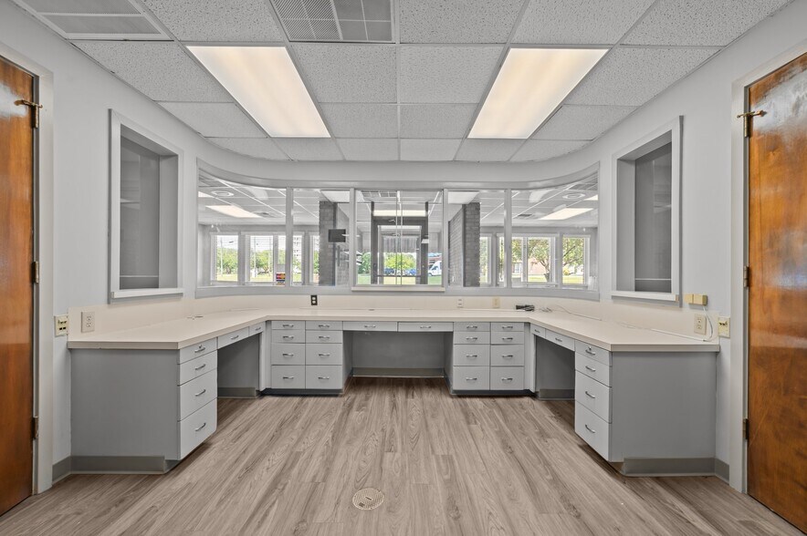 More Photos Of 2503 N Queen St, Kinston Medical For Sale