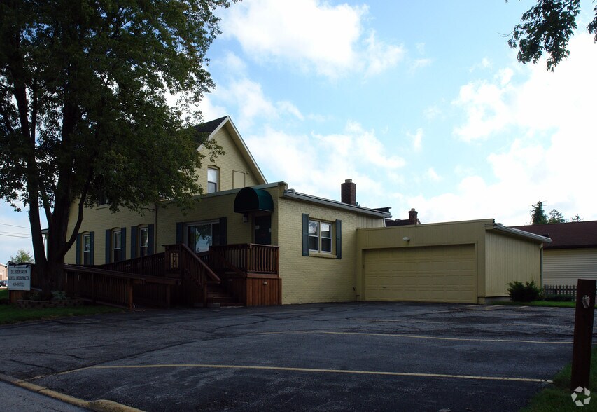 More Photos Of 3634 Navarre Ave, Oregon Medical For Sale
