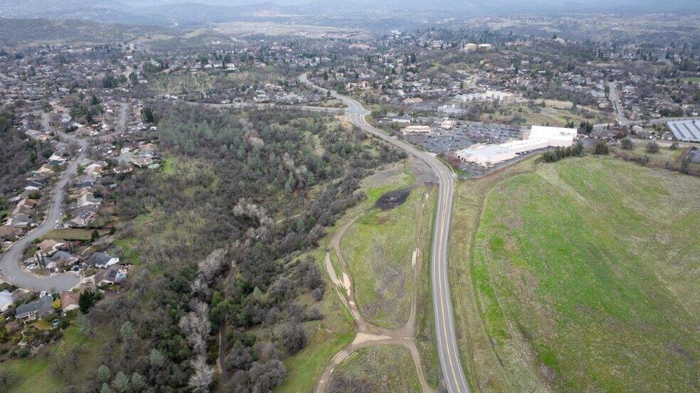 More Photos Of 1600 Buenaventura Blvd, Redding Land For Sale