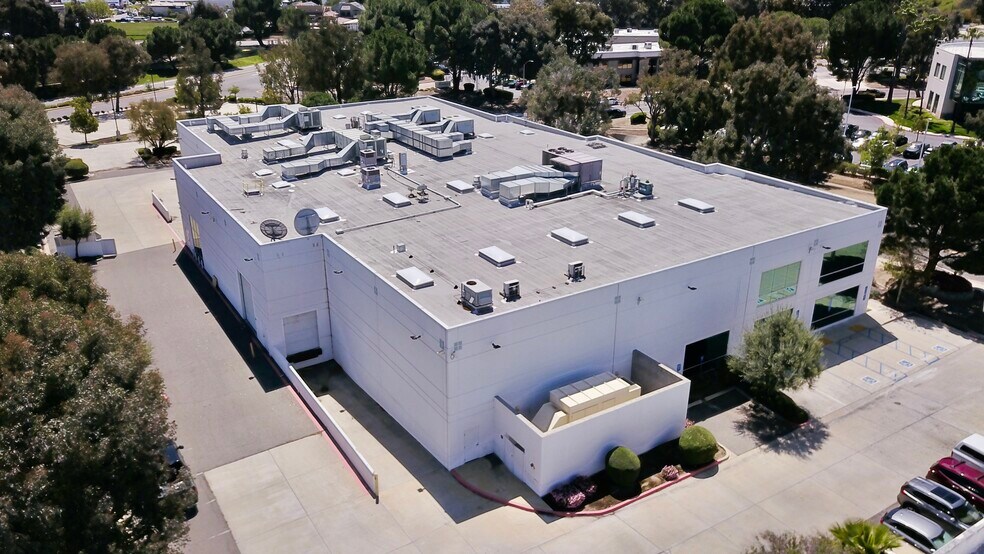 More Photos Of 43455 Business Park Dr, Temecula Research And Development For Sale