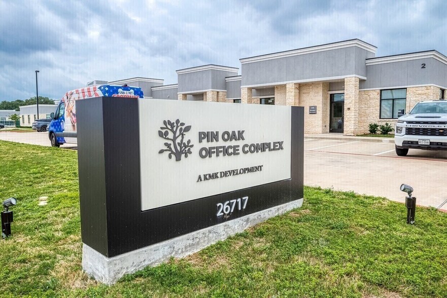 More Photos Of 26717 Westheimer Pky, Katy Medical For Sale