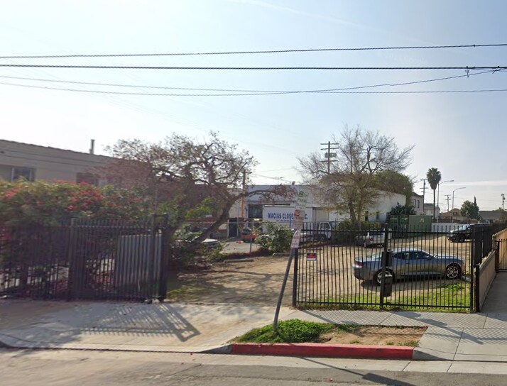 More Photos Of 124 N Townsend Ave, Los Angeles Loft Creative Space For Sale