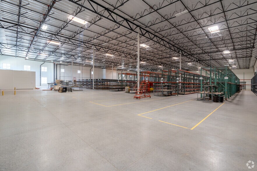 More Photos Of 1401 W Fairway Dr, Santa Maria Warehouse For Sale